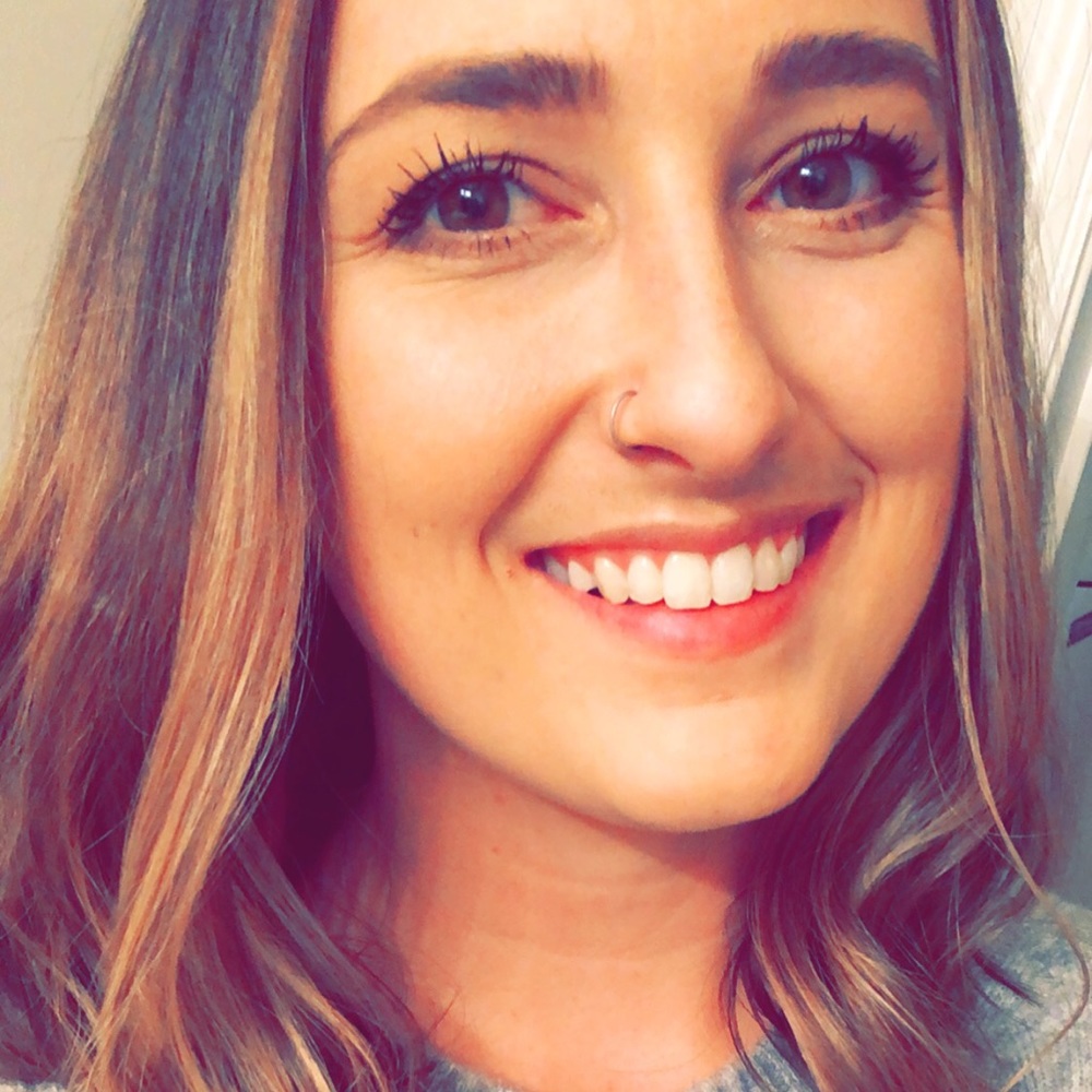Meet your Posher, Kayla